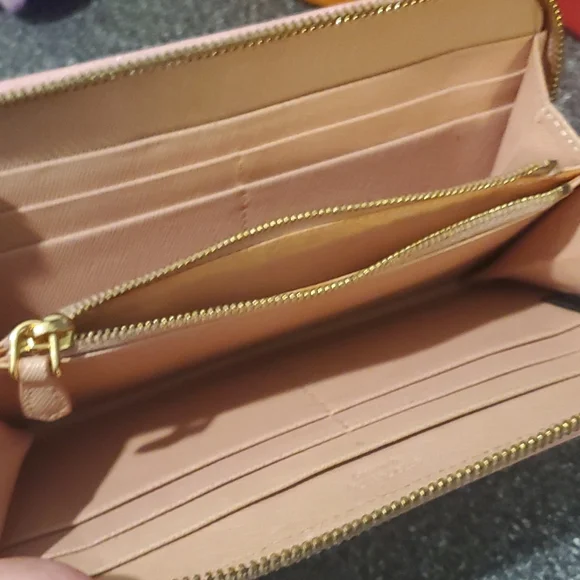 Prada Saffiano Zippy Wallet - Picture 9 of 14